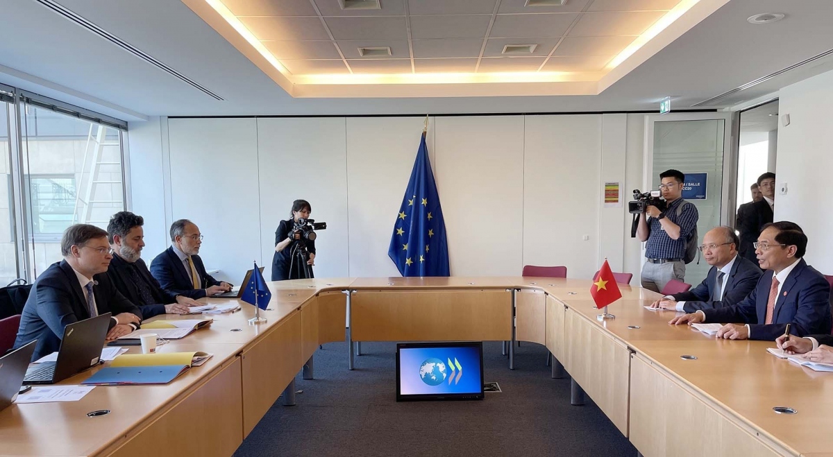 Vietnam seeks stronger cooperation with EC